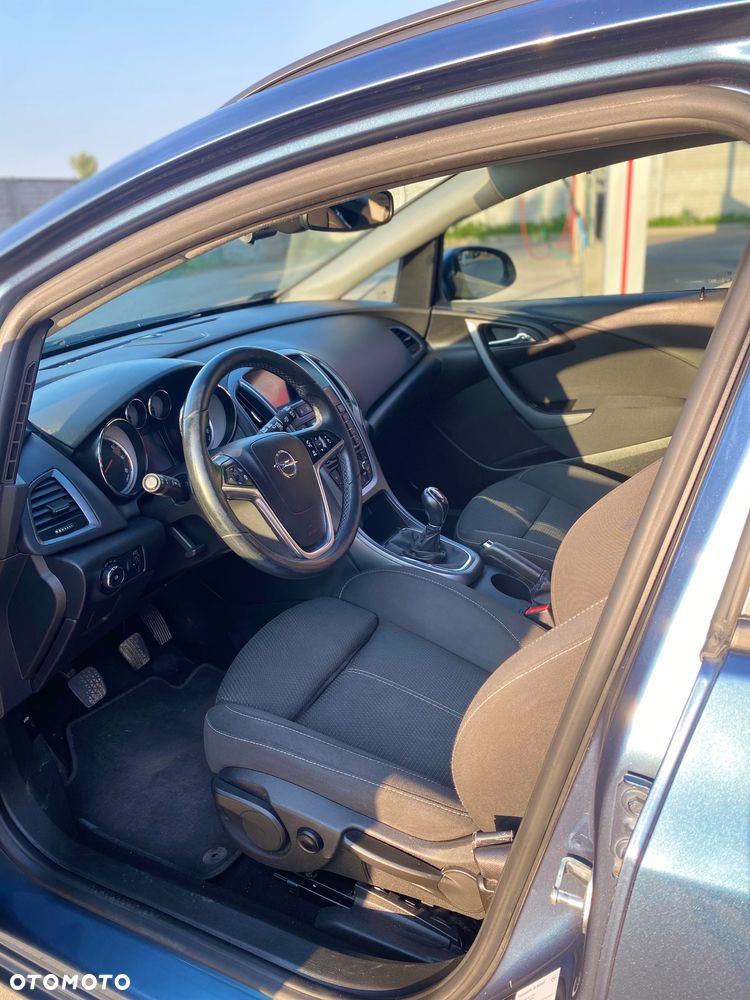 Opel Astra 1.6 CDTI Cosmo - 12