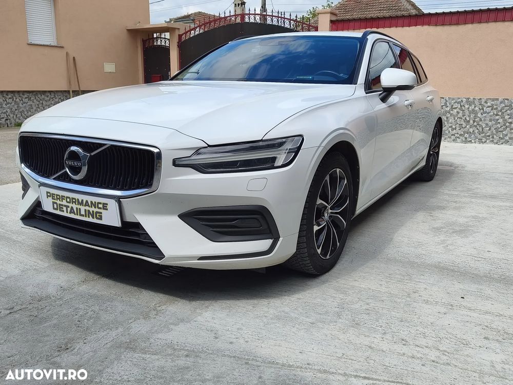 Volvo V60 D4 Geartronic Momentum Pro - 1