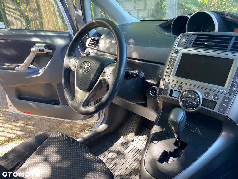 Toyota Verso 1.8 Sol plus NAVI 7os MS - 8