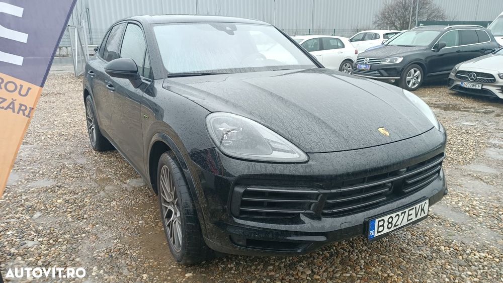 Porsche Cayenne Standard - 3