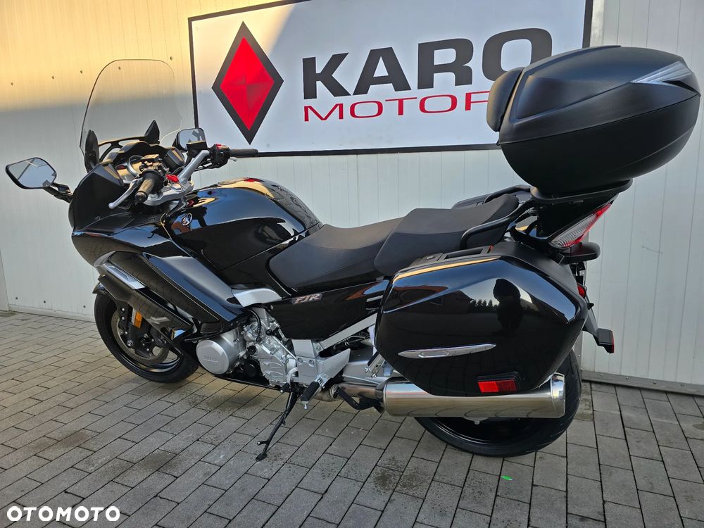 Yamaha FJR - 4