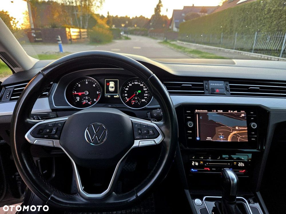 Volkswagen Passat 2.0 TDI SCR Highline DSG - 14