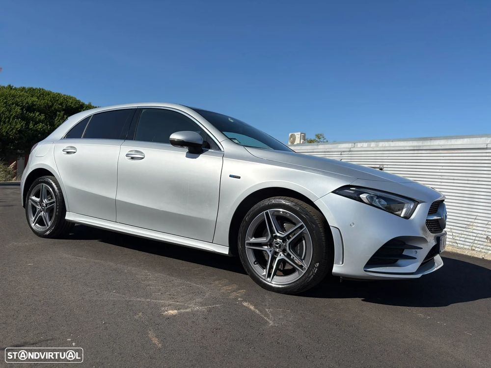 Mercedes-Benz A 250 e AMG Line - 6