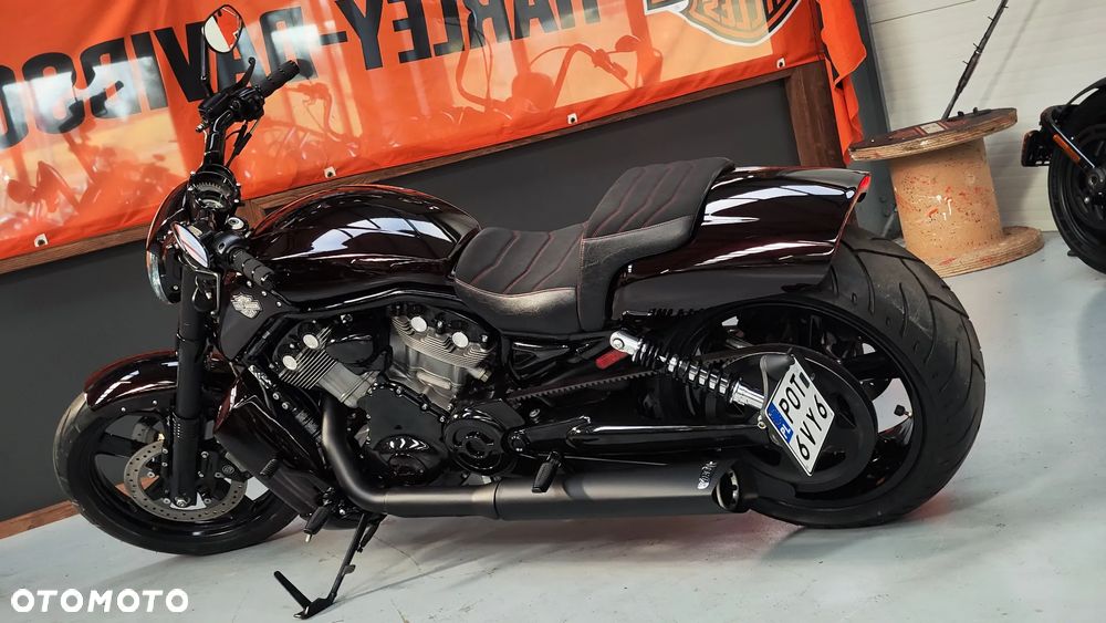 Harley-Davidson V-Rod Muscle - 11