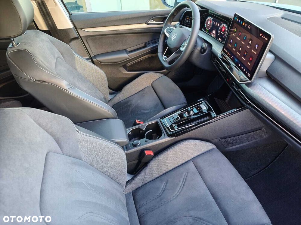 Volkswagen Golf Variant 1.5 eTSI mHEV Style DSG - 19