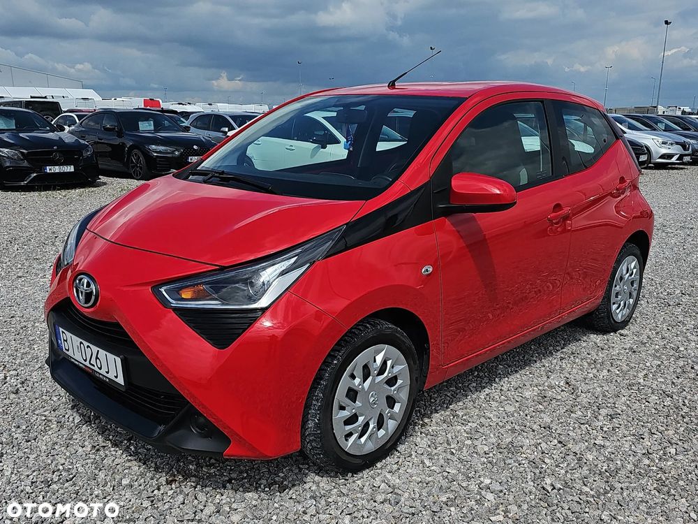 Toyota Aygo x-play - 1