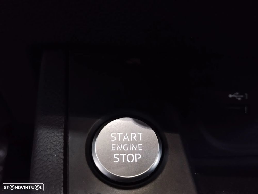Audi A4 35 TDI Advanced S tronic - 29