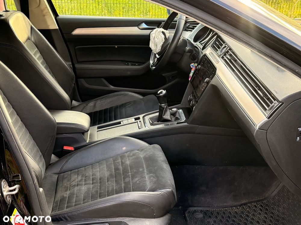 Volkswagen Passat 1.8 TSI BMT Highline - 10