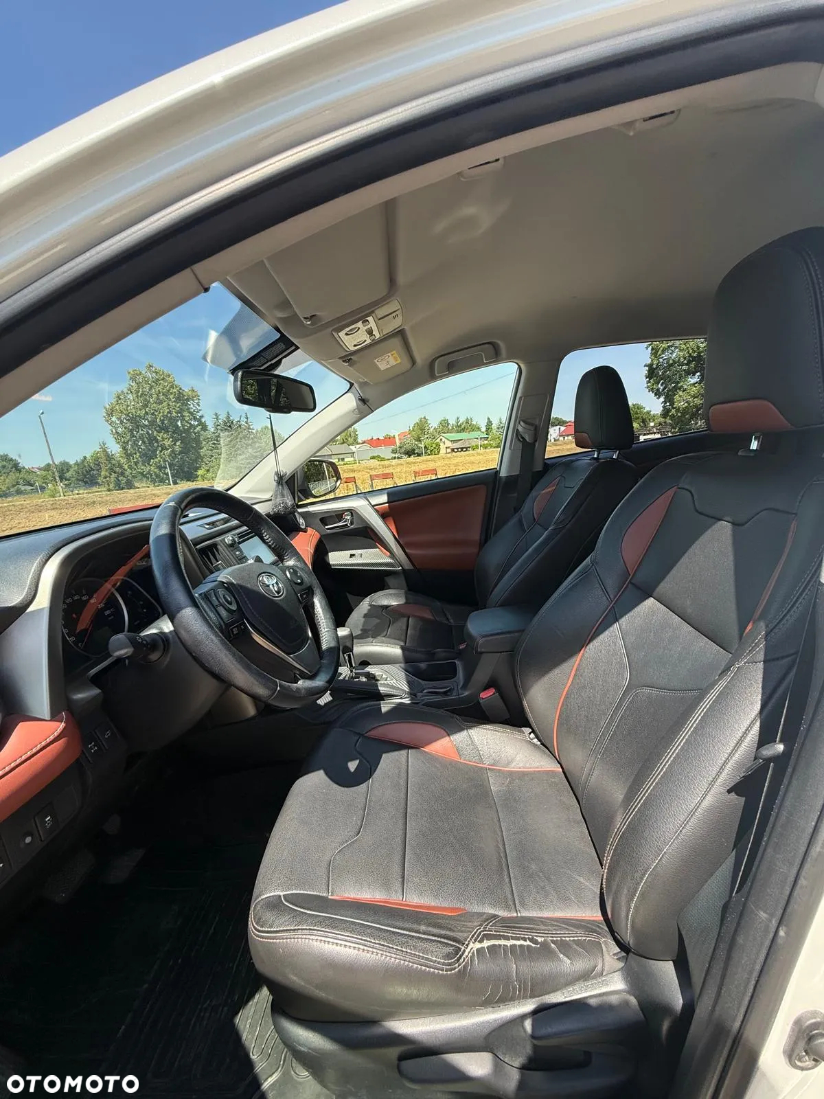 Toyota RAV4 - 14