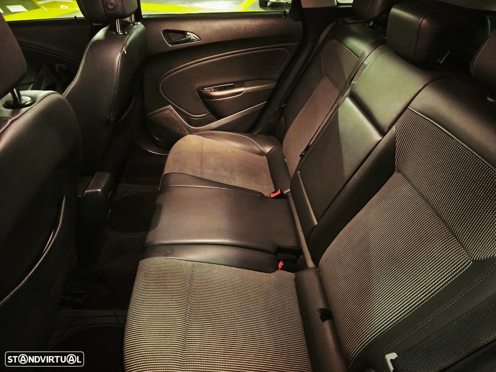 Opel Astra Sports Tourer 1.7 CDTi Cosmo - 29