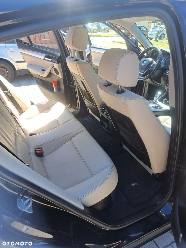 BMW X4 xDrive20i - 8