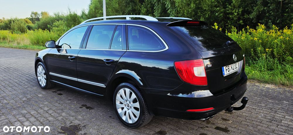 Skoda Superb 2.0 TDI Green tec DSG Exclusive - 5