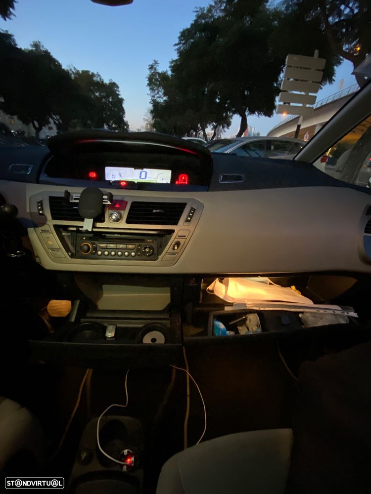 Citroën C4 Grand Picasso 2.0 HDi Exclusive CMP6 - 17