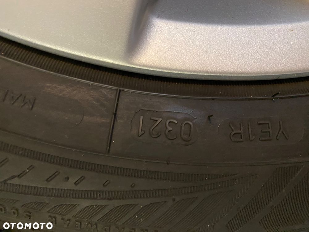 Volkswagen Passat 2.0 TDI DSG BlueMotion Technology Comfortline - 35