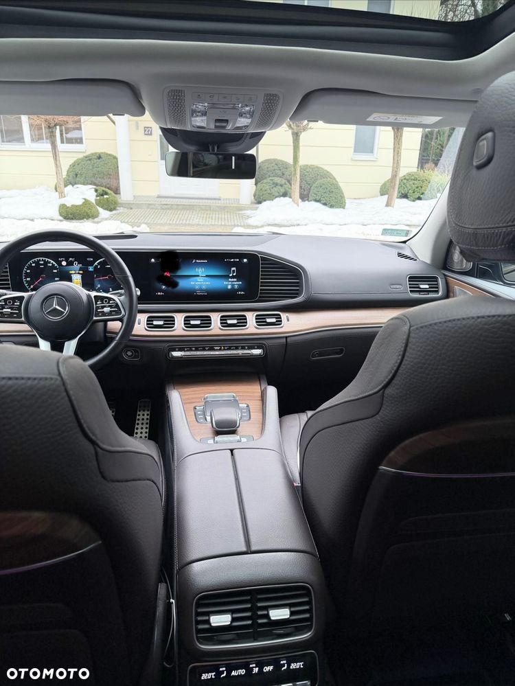 Mercedes-Benz GLS - 14