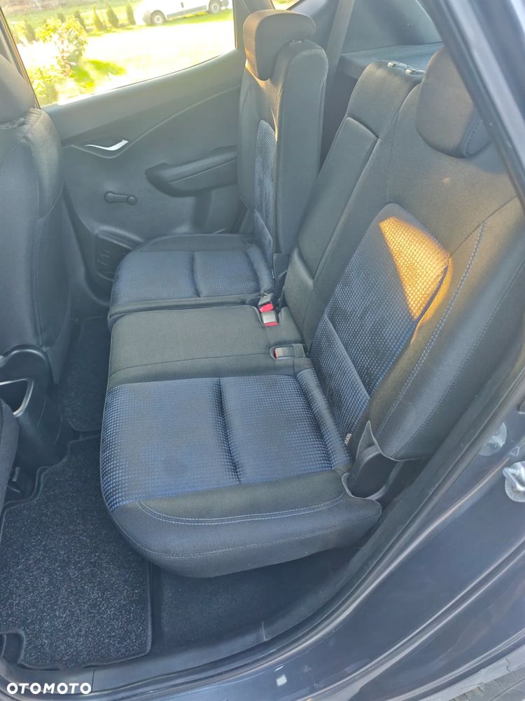 Hyundai ix20 1.6 Comfort - 19