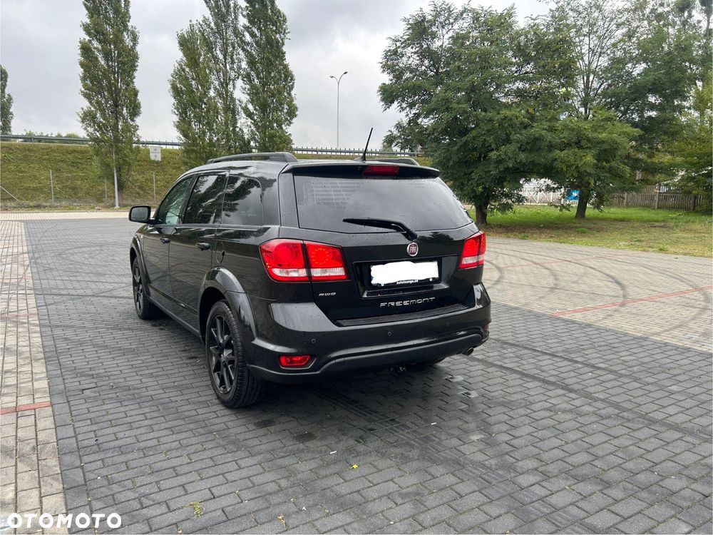 Fiat Freemont 2.0 Multijet Black Code AWD - 12