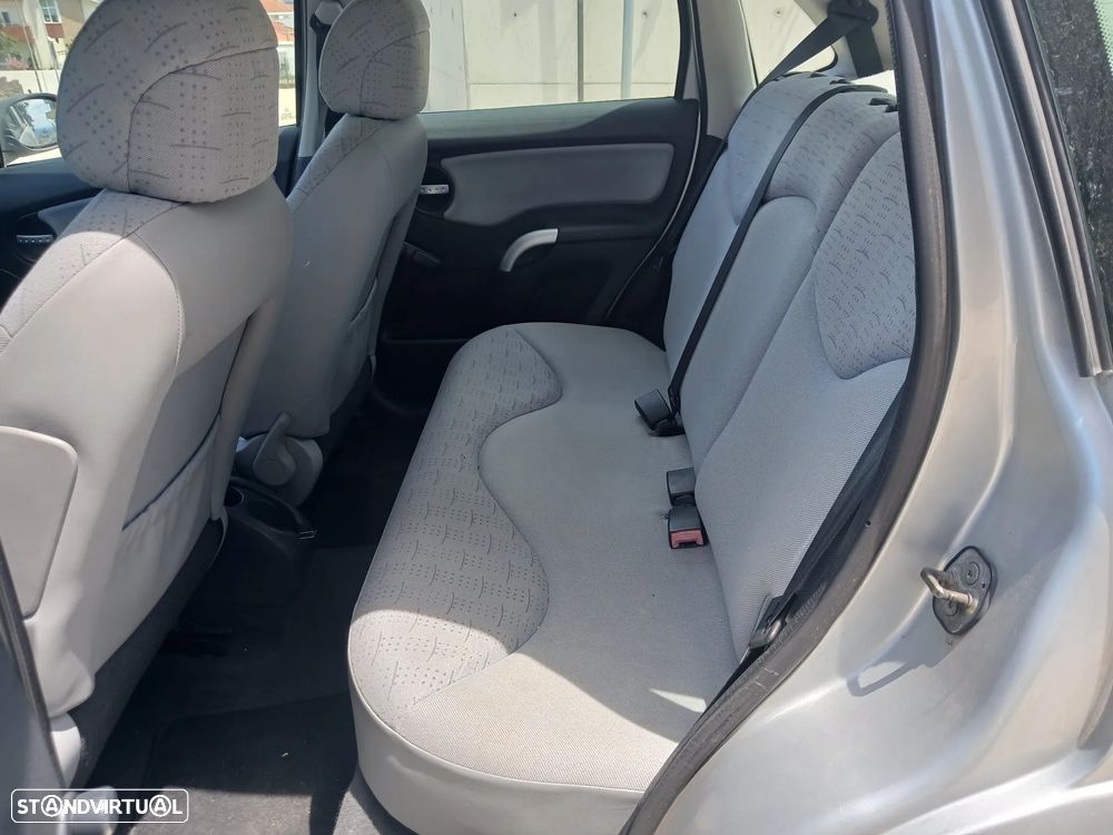 Citroën C3 1.1 SX + - 18