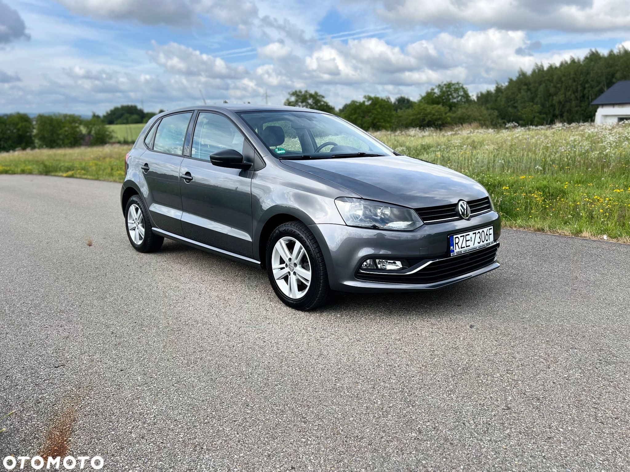 Volkswagen Polo 1.0 Trendline - 1