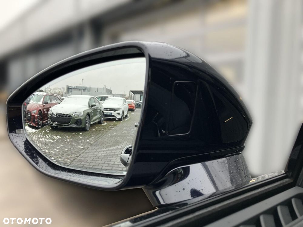 Audi A8 - 32