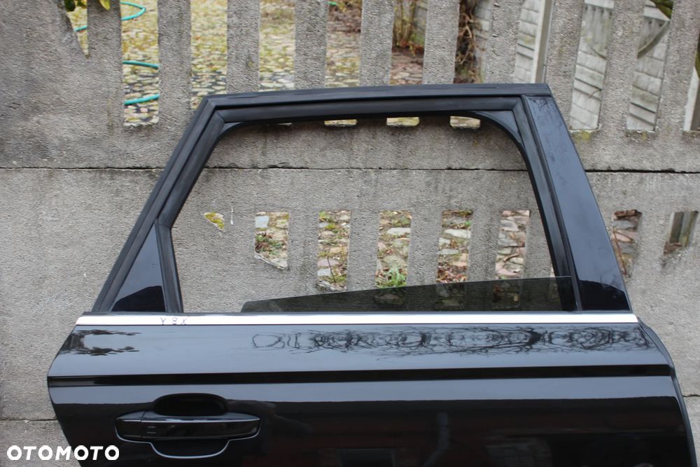 DRZWI TYLNE PRAWE AUDI A6 C7 AVANT LY8X 2015 - 16