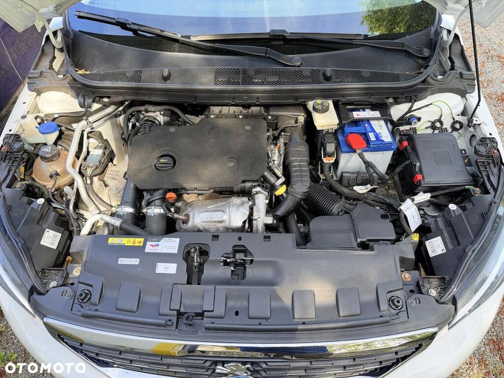 Peugeot 308 BlueHDi 130 EAT8 Allure - 6