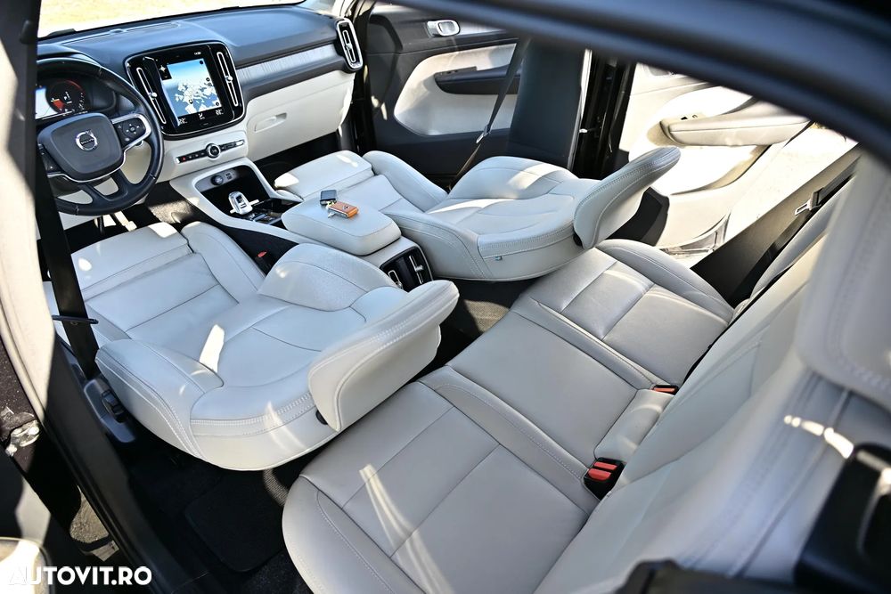 Volvo XC 40 Recharge T5 Twin Engine AT7 Inscription Expression - 9