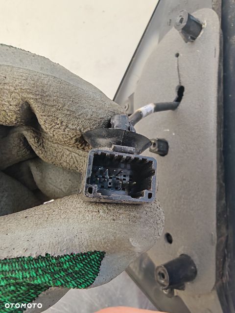 Renault Master IV Lusterko 9 pin - 7