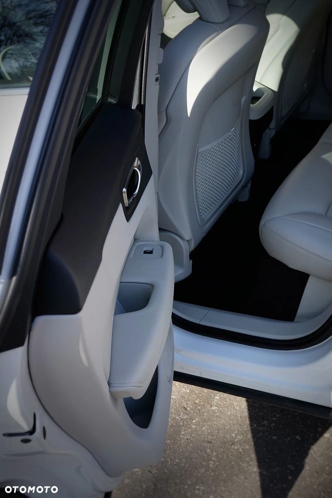 Volvo XC 60 T6 AWD Geartronic Momentum - 11