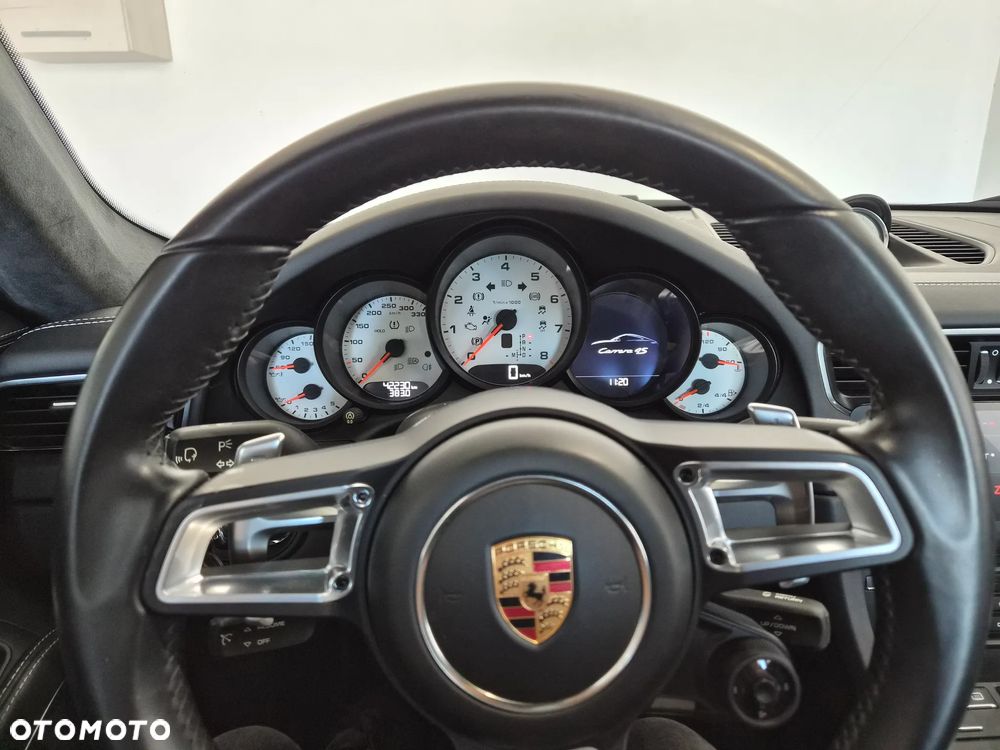 Porsche 911 Carrera 4S PDK - 7