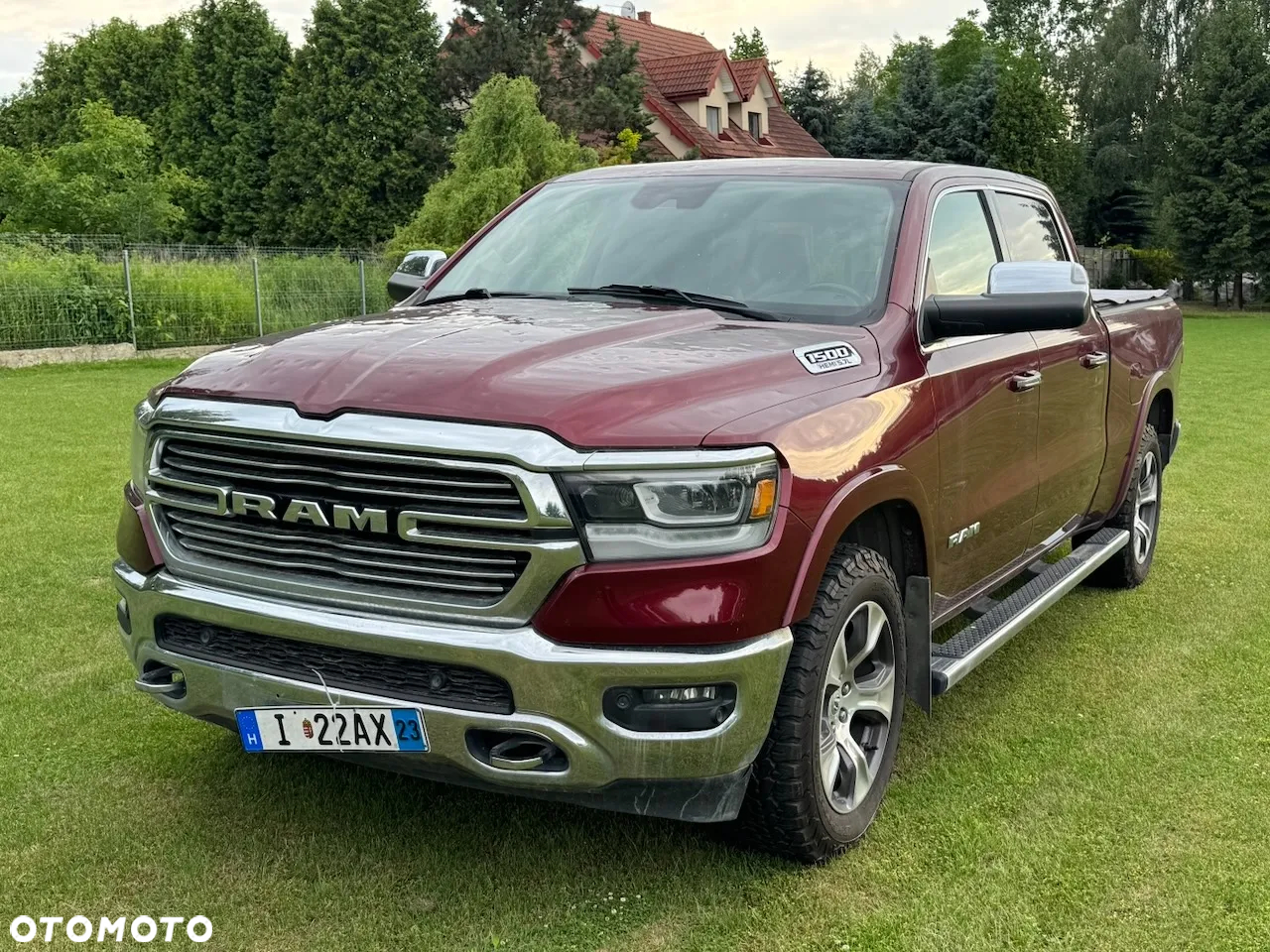 RAM 1500 Crew Cab Laramie - 4
