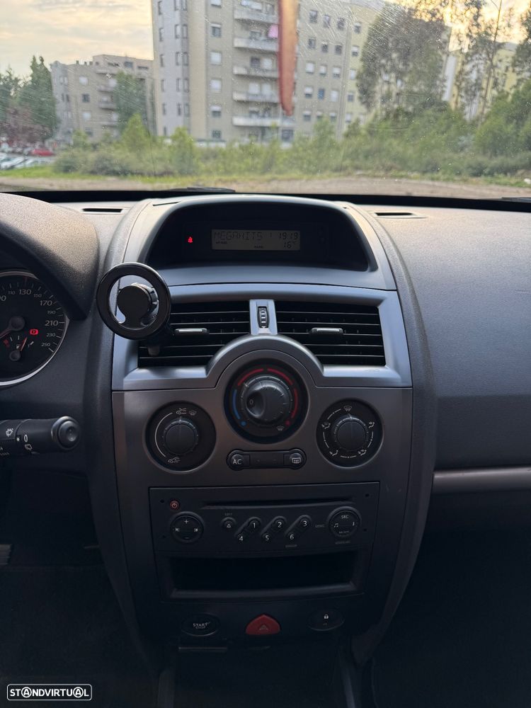 Renault Mégane Break 1.5 dCi Confort - 13