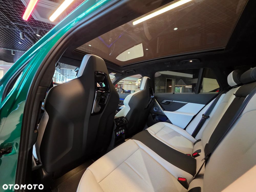 BMW M5 PHEV - 13