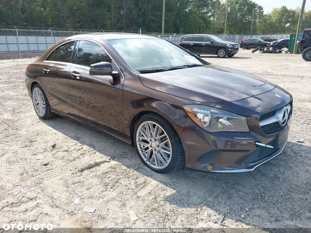 Mercedes-Benz CLA 250 4Matic 7G-DCT - 1