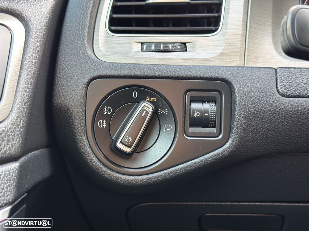 VW Golf 1.6 TDi BlueMotion Confortline - 17