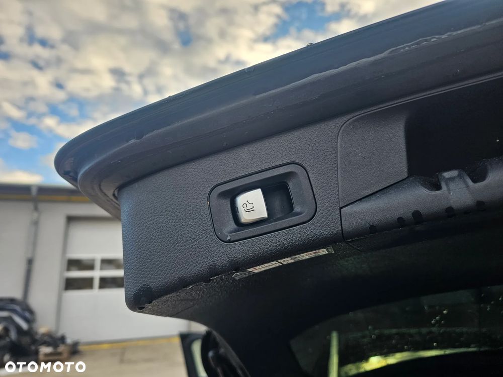 Mercedes-Benz Klasa C - 29