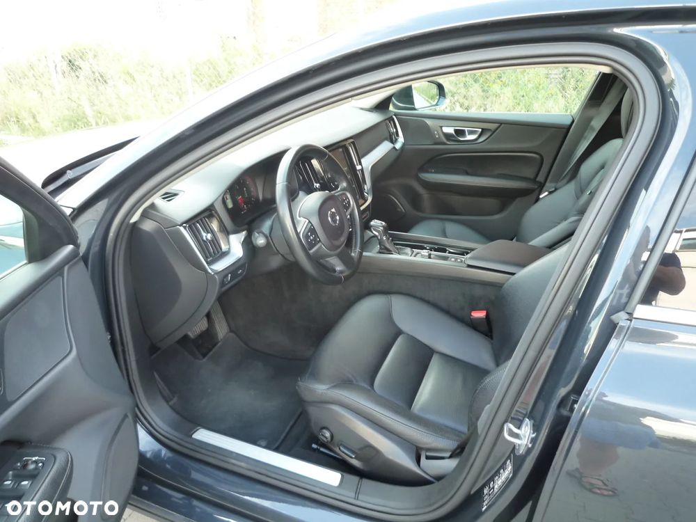 Volvo V60 D3 Geartronic Kinetic - 12