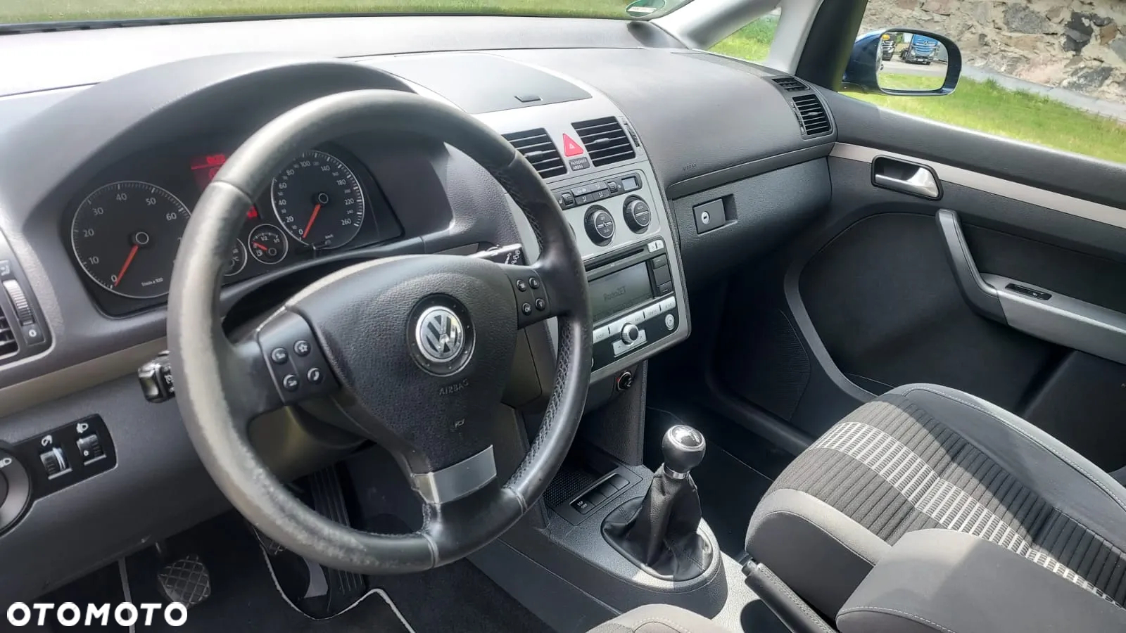 Volkswagen Touran 1.6 United - 8