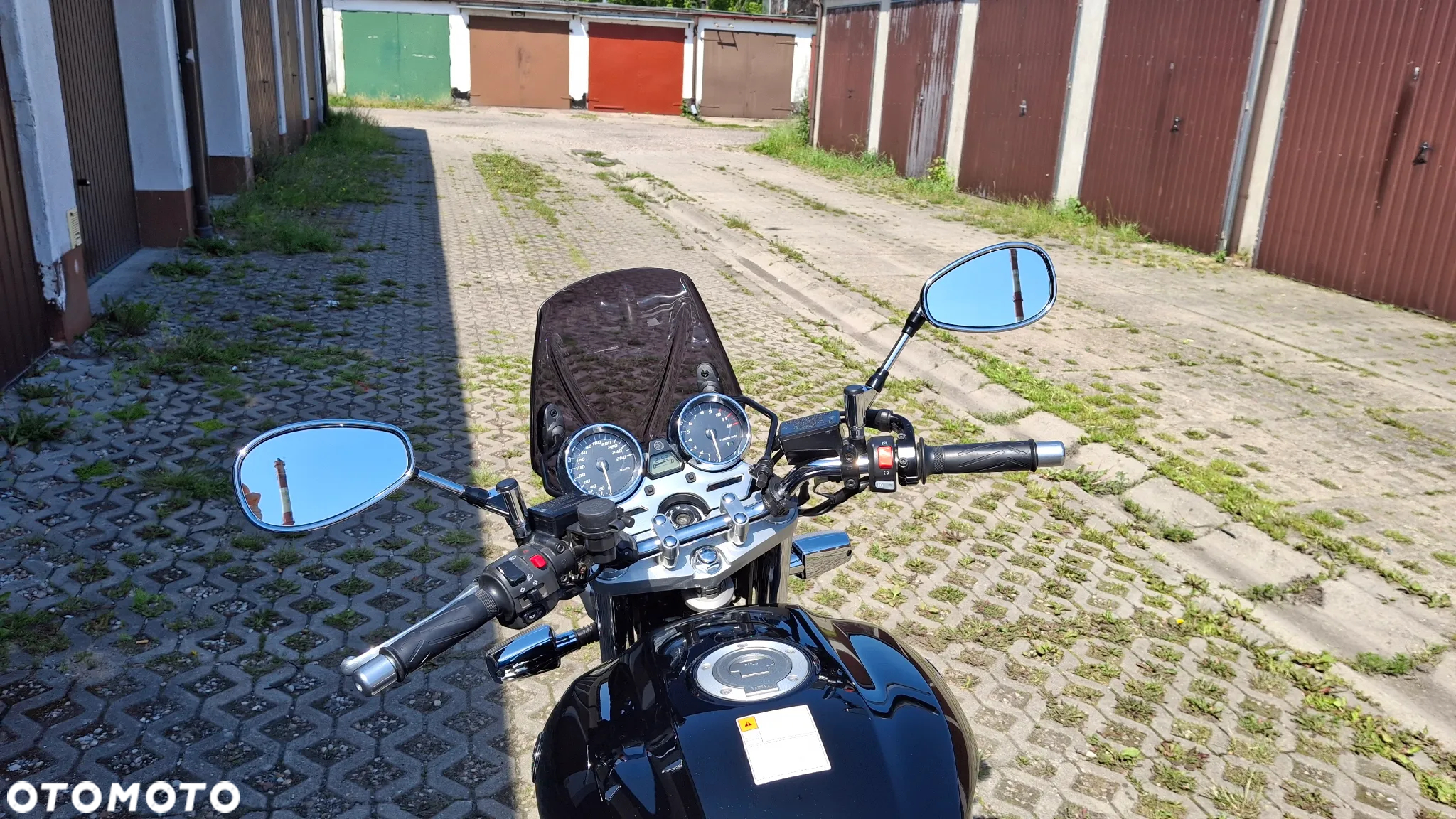 Yamaha XJR - 7