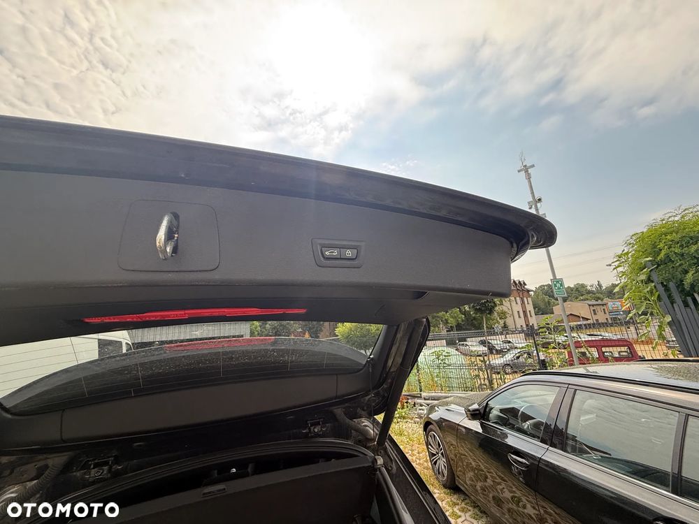 BMW X1 sDrive18i GPF Advantage - 10