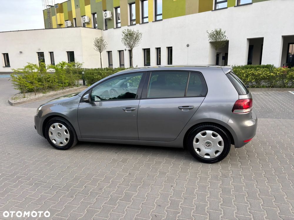Volkswagen Golf - 31
