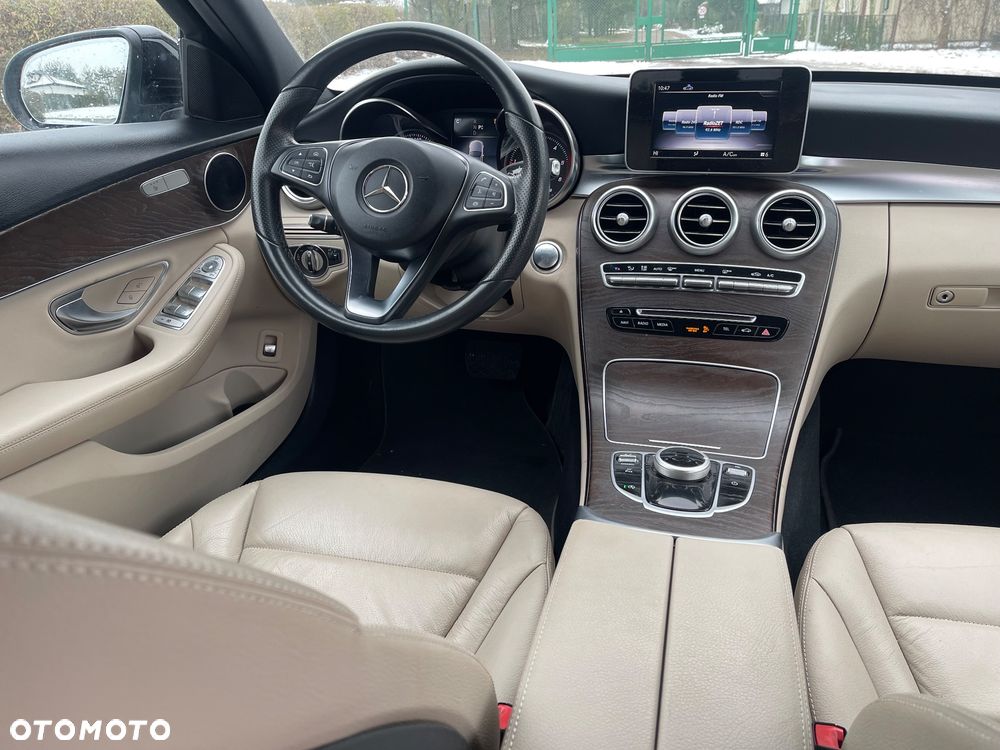 Mercedes-Benz Klasa C - 21