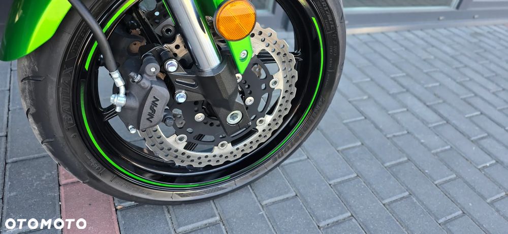 Kawasaki Versys 650 - 21