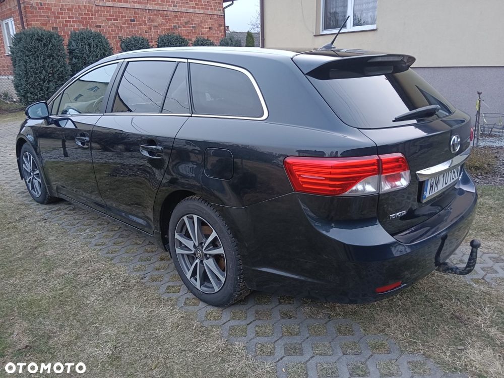 Toyota Avensis - 5