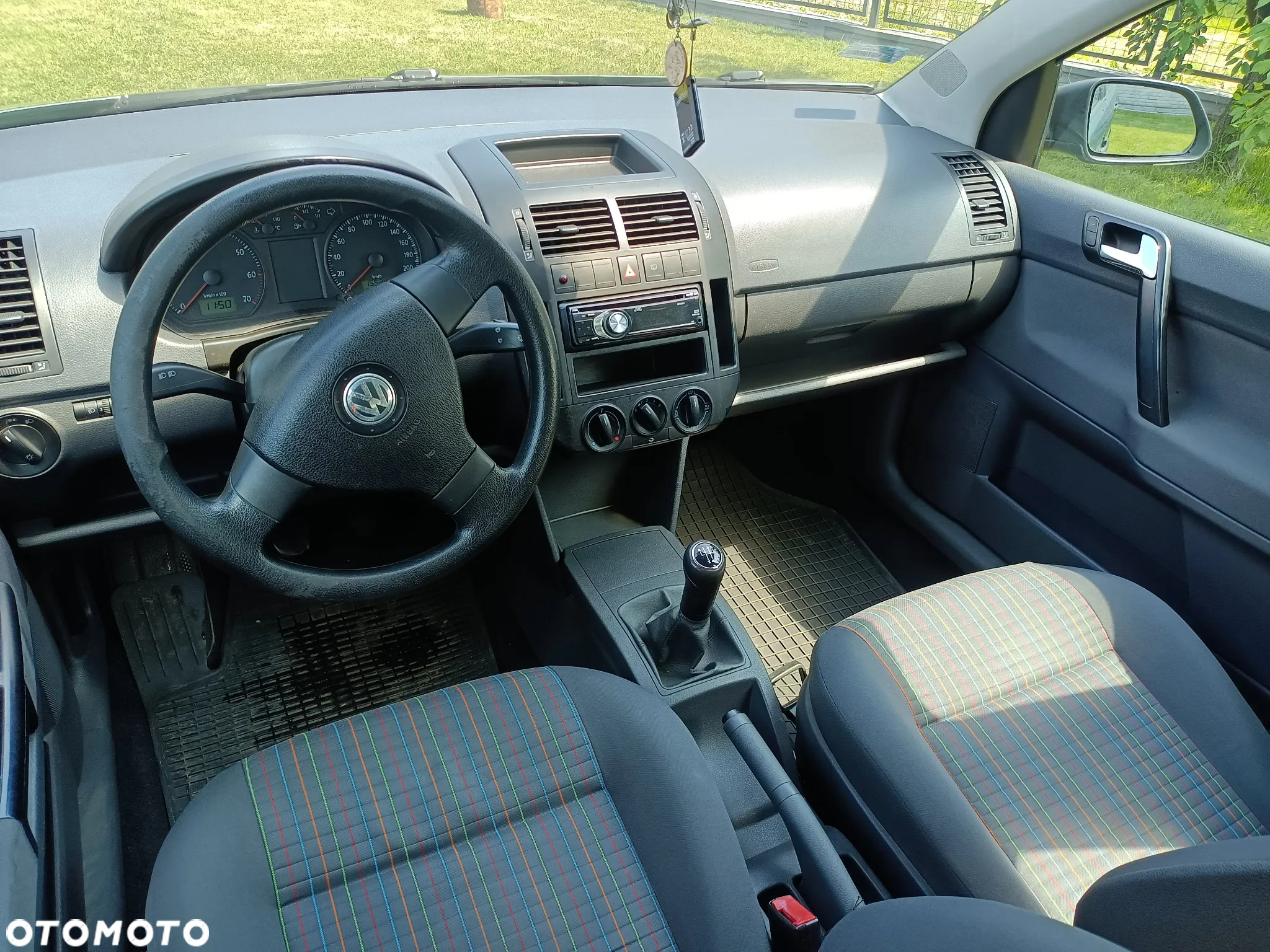 Volkswagen Polo - 8