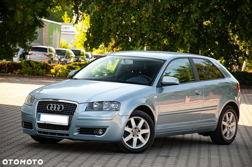 Audi A3 3-drzwiowe 1.6 Ambiente - 4