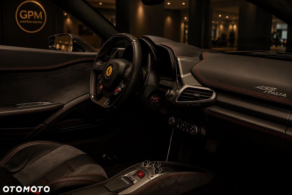 Ferrari 458 Italia - 7