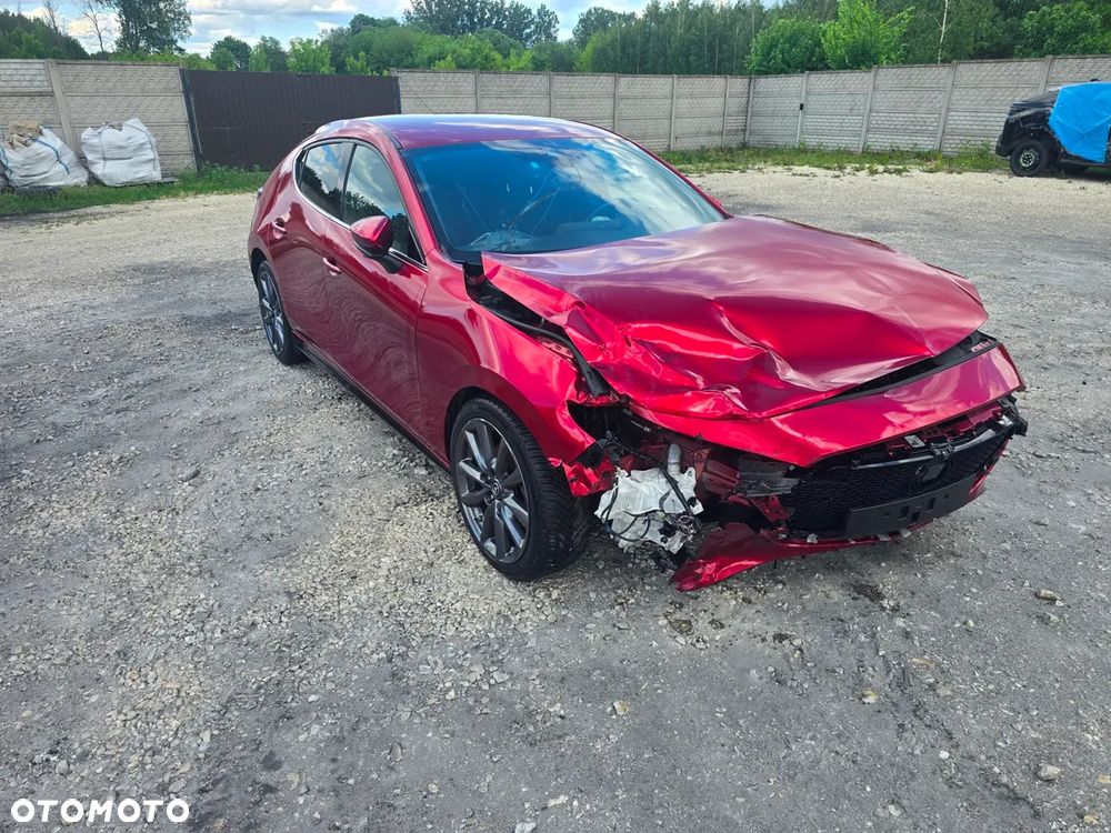 Mazda 3 SKYACTIV-G 2.0 M-Hybrid - 16