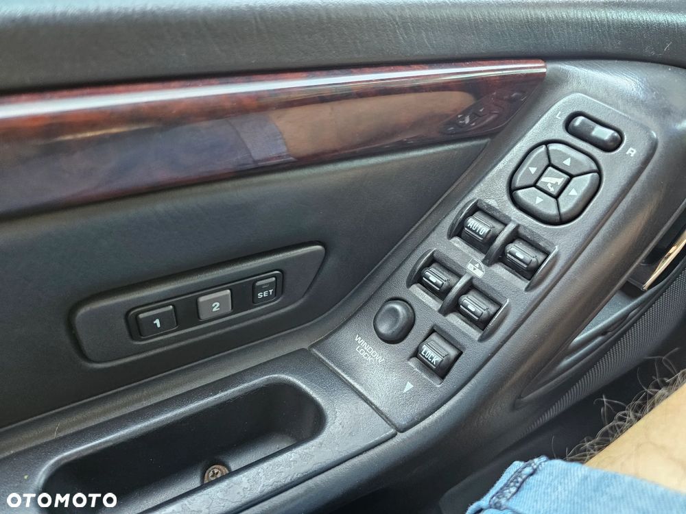 Jeep Grand Cherokee 2.7 CRD Limited - 22