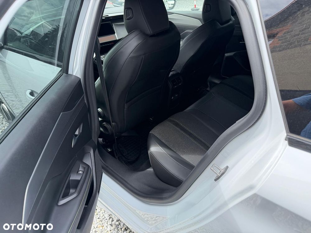 Peugeot 308 - 10